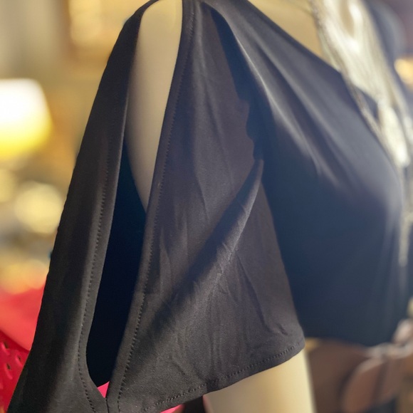 CHICOS SZ 1 (8-10) BLACK MAXI with Cold Shoulder - Picture 4 of 6